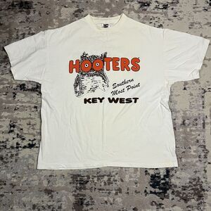 Vintage Oneita 90s Hooters Beach Shirt Sz 2XL Key West Florida Single Stitch D/S